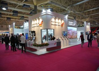 بازدید وزیر ارتباطات از غرفه بهسازان فردا در الکامپ1402(+عکس)