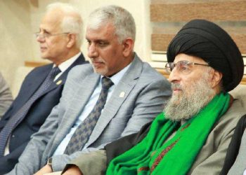 توسعه و بهروزرسانی مداوم برنامههای درسی نسلهای آینده