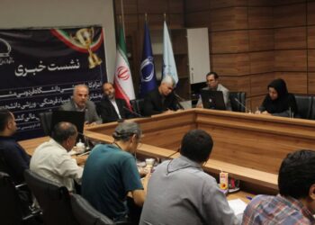 تیم شهید حججی مشهد نایب قهرمان شنای کشور شد