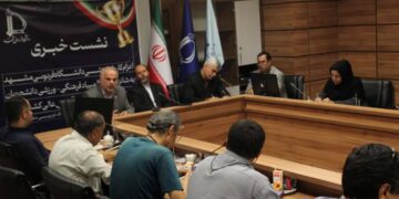 تیم شهید حججی مشهد نایب قهرمان شنای کشور شد