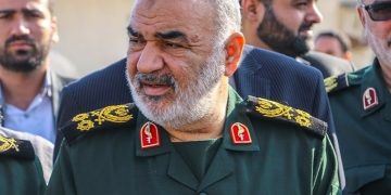 فوری/ سردار سلامی فرمانده کل سپاه در حمله اسرائیل به شهادت رسید