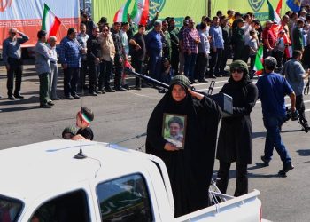 از میدان امام حسین(ع) تا انقلاب؛ روایت تصویری یک اجتماع در تهران