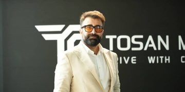 مدیرعامل ایساتیس: زمان انتقال خودرو از مرز تا مقصد به ۲ تا ۳ روز رسیده است