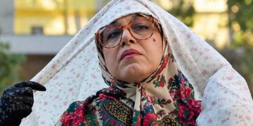 حاشیه تازه برای «خانم والده»؛ انتقاد از محتوای فیلم و مجوز اکران