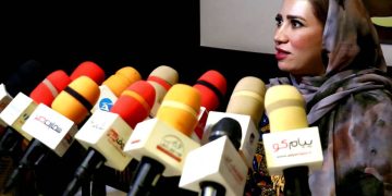نعیمه داودی و آموزش مهارت‌های بومی در ایرانشهر